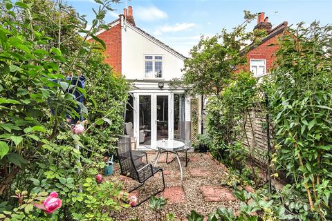 25 Oliver Road, Ascot, SL5 9DN