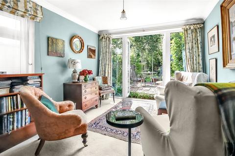 25 Oliver Road, Ascot, SL5 9DN