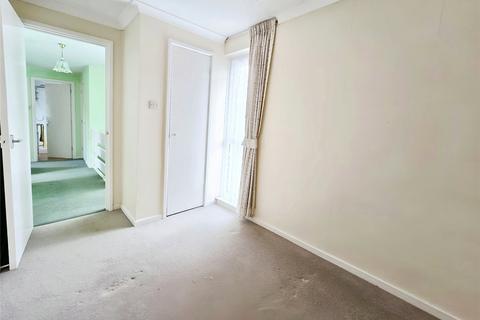 69 Cavendish Meads, Sunninghill, Ascot, SL5 9TB