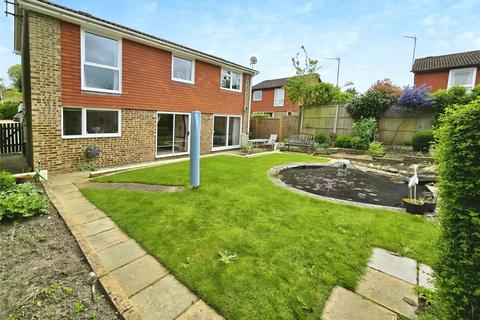 69 Cavendish Meads, Sunninghill, Ascot, SL5 9TB