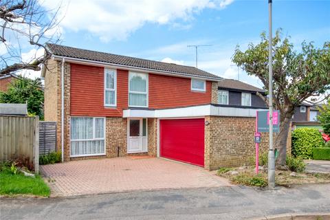 69 Cavendish Meads, Sunninghill, Ascot, SL5 9TB