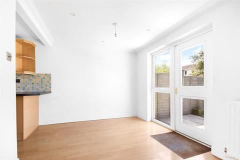 97 Ashbourne, Bracknell, RG12 8SH