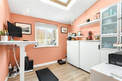 17 Avebury, Bracknell, RG12 8SQ