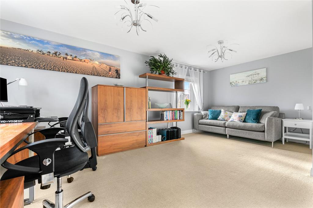 Bedroom 1/ Reception
