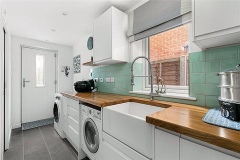 30 Avebury, Bracknell, RG12 8SQ