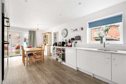 2 Bailey Walk, Binfield, Bracknell, RG42 4GQ