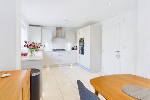 4 Derby Way, Burscough, Ormskirk, L40 7AR