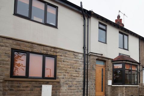6 bedroom semi-detached house to rent, 2 Whitegate Road, Huddersfield, HD4