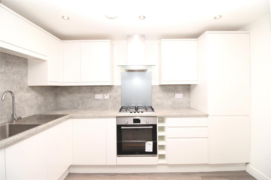 Flat Kitchen