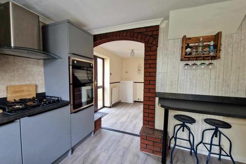 3 bedroom semi-detached house for sale, Whitgreave Lane, Rugeley. WS15 1NG