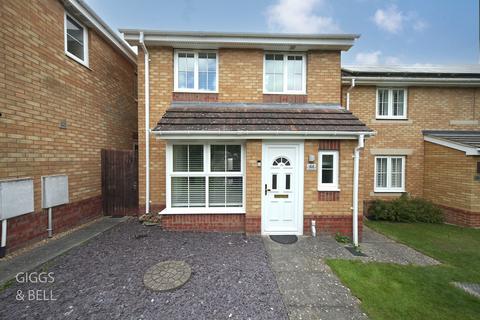 3 bedroom detached house for sale, Farriers Way, Dunstable, LU5