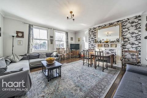 30c Lancaster Road, London, SE25 4AF