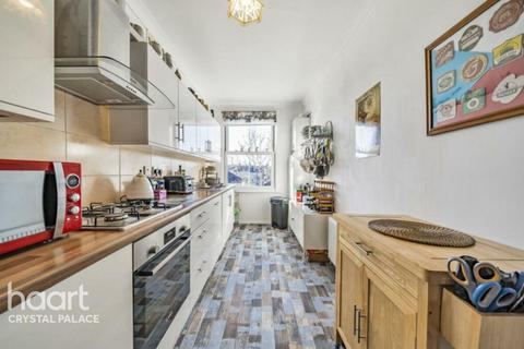 30c Lancaster Road, London, SE25 4AF