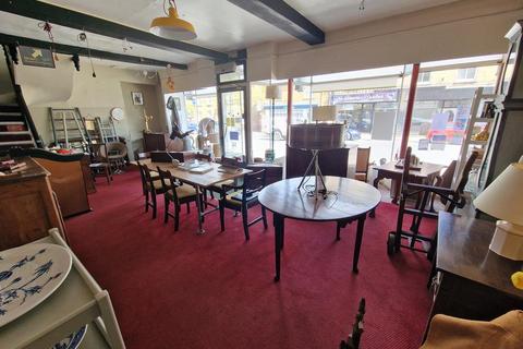 Retail property (high street) to rent, Crewkerne, TA18