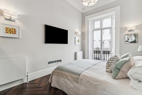 2 bedroom flat for sale, Chesham Street, Belgravia