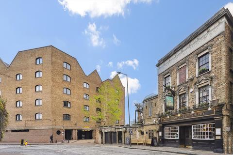 1 bedroom apartment for sale, Trafalgar Court, Wapping Wall, London, E1W