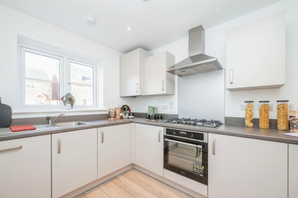 3 bed show home kitchen