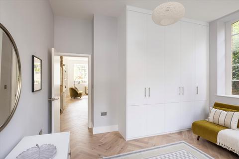 Apartment 1, 1 Purley Place, London, N1 1QA