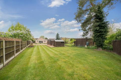 3 bedroom detached bungalow for sale, Longcliffe Road, Grantham, Lincolnshire, NG31