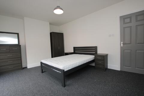 1 bedroom in a house share to rent, Morley Street, Kettering NN16