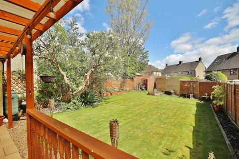 3 bedroom semi-detached house for sale, Eastfield Road, Witney, OX28