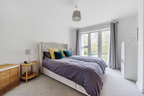 2 bedroom flat for sale, Woodbrooke House, 46 New House Farm Drive, Northfield, B31