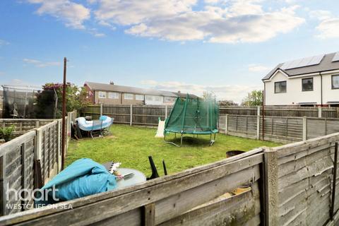 2 bedroom flat for sale, Delaware Crescent, SOUTHEND-ON-SEA