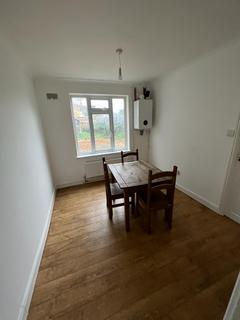 3 bedroom terraced house to rent, Howden Road, Leicester