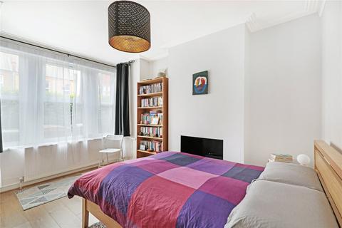 2 bedroom flat for sale, Brettenham Road, Walthamstow, London, E17