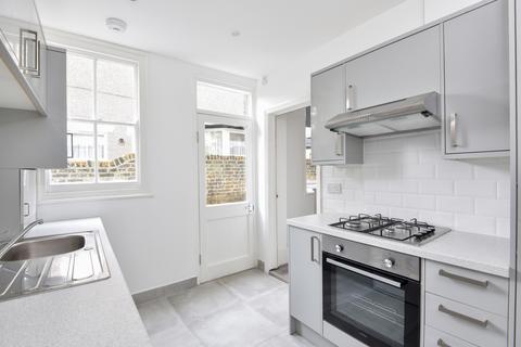 2 bedroom apartment to rent, Ivydale Road London SE15