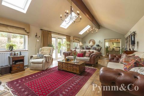 4 bedroom detached bungalow for sale, Yarmouth Road, Norwich NR7