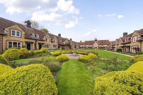 2 bedroom cottage for sale, Penstones Court,  Faringdon,  SN7