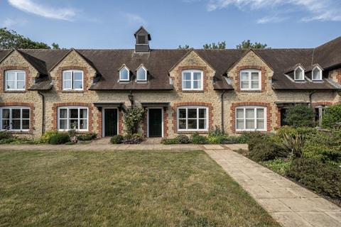 2 bedroom cottage for sale, Penstones Court,  Faringdon,  SN7