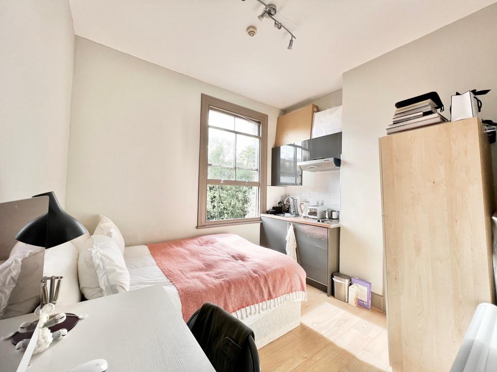 Iverson Road, NW6