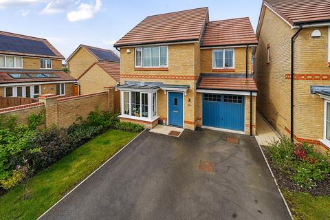 3 bedroom detached house for sale, Serenity Close, Stanley, Wakefield, West Yorkshire