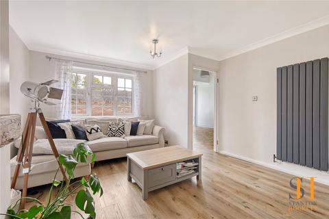3 bedroom end of terrace house for sale, Doublet Mews, Billericay, Essex, CM11