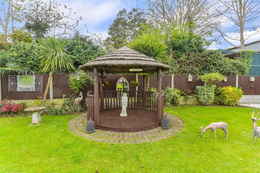 Patio / Decking