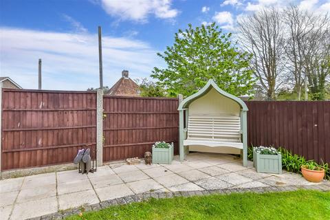 25 Lenacre Lane, Whitfield, Dover, CT16 3HL