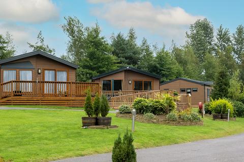 2 bedroom lodge for sale, Northallerton, Yorkshire, DL6