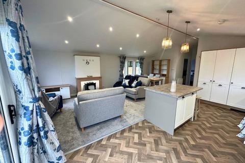 2 bedroom lodge for sale, Northallerton, Yorkshire, DL6