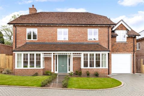 4 bedroom detached house for sale, Bluebell Rise, Worplesdon, Surrey, GU3