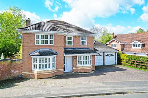4 bedroom detached house for sale, Greenfield Avenue, Balsall Common, CV7
