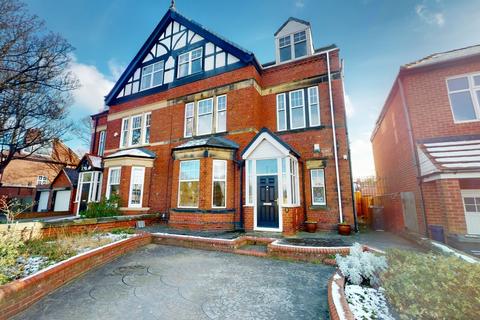 6 bedroom semi-detached house for sale, Grosvenor Road, South Shields