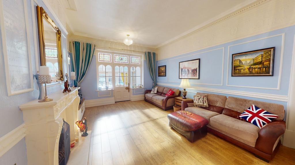 Grosvenor Road, South Shields 6 bed semidetached house for sale £549,995