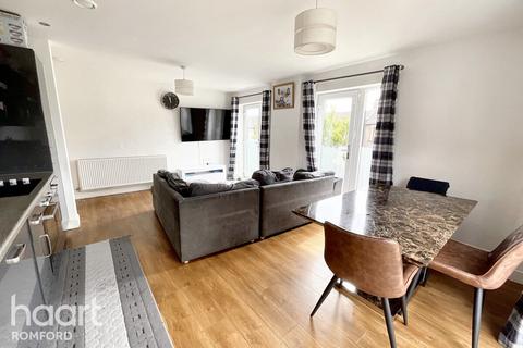 2 bedroom apartment for sale, Image Court Maxwell Road, Romford, RM7 0FJ