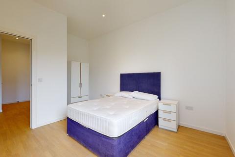 1 bedroom flat to rent, Riverbank Way