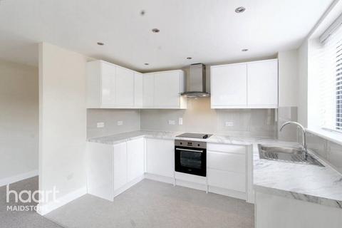 2 bedroom apartment to rent, Clifford Way, Maidstone