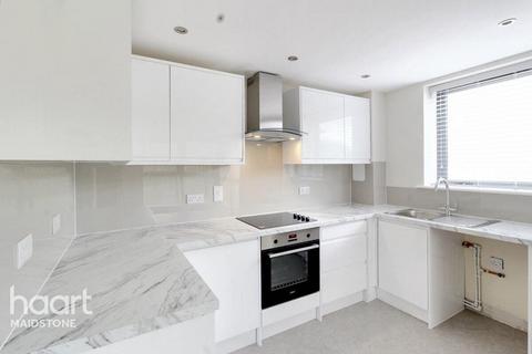 2 bedroom apartment to rent, Clifford Way, Maidstone