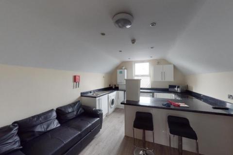 4 bedroom ground floor flat to rent, Flat 2, 238 Derby Road, Nottingham, NG7 1NX