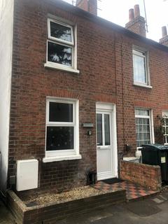 2 bedroom terraced house to rent, Eldon Place, Reading